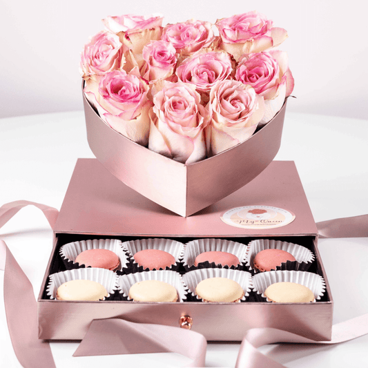 QUEEN | Flowers and macarons Surprise Gift Box - My Queen